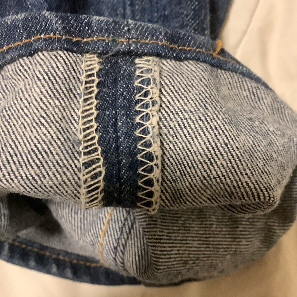 LeVI’S, 501 button up, vintage 94, (30years old) have wear spots, 40x32 - Picture 10 of 11